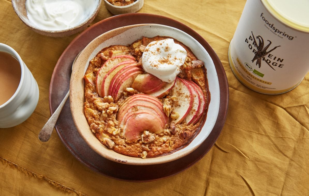 High protein Apple pie baked oats with a cup of tea