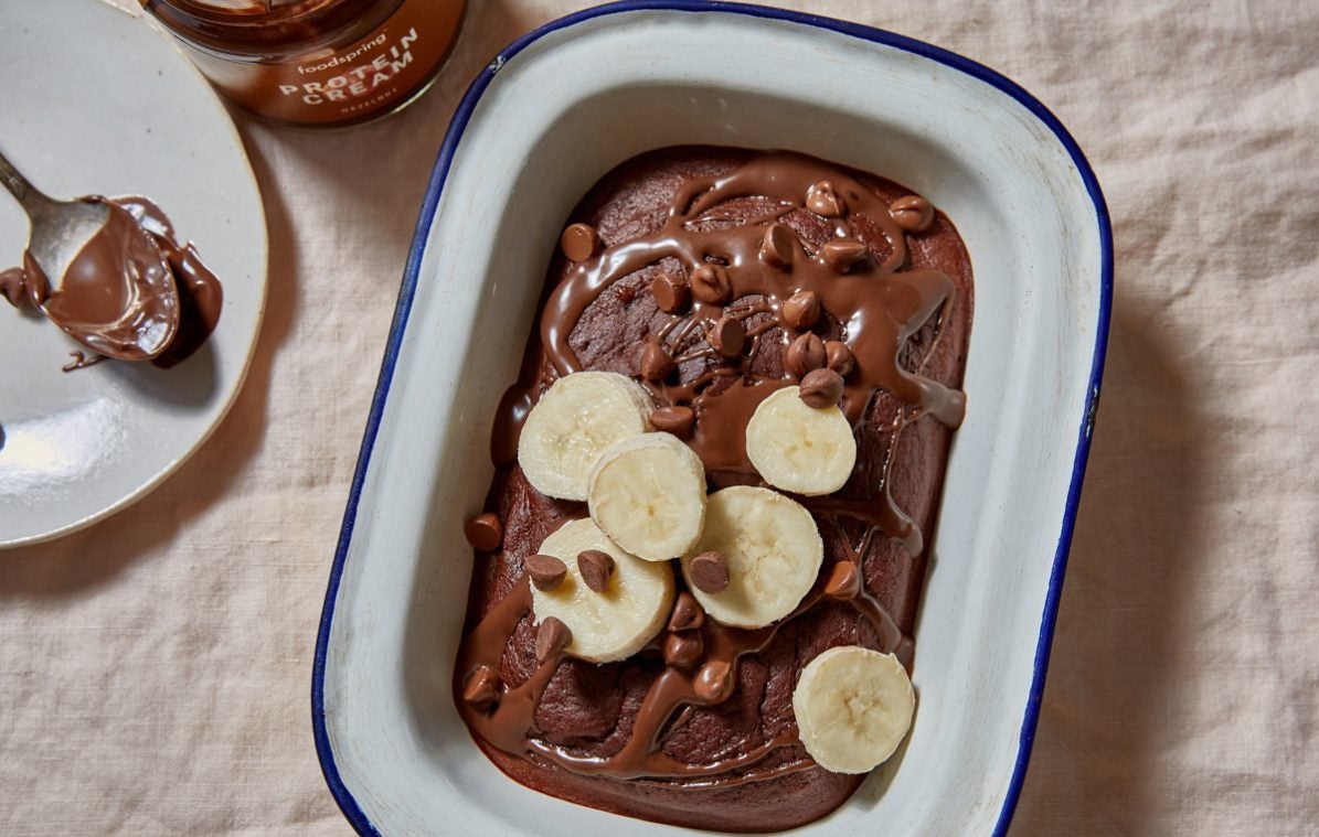 Torta con farina di avena al cioccolato e banana